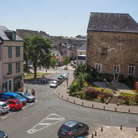 L'hallai Du Roy Apartment