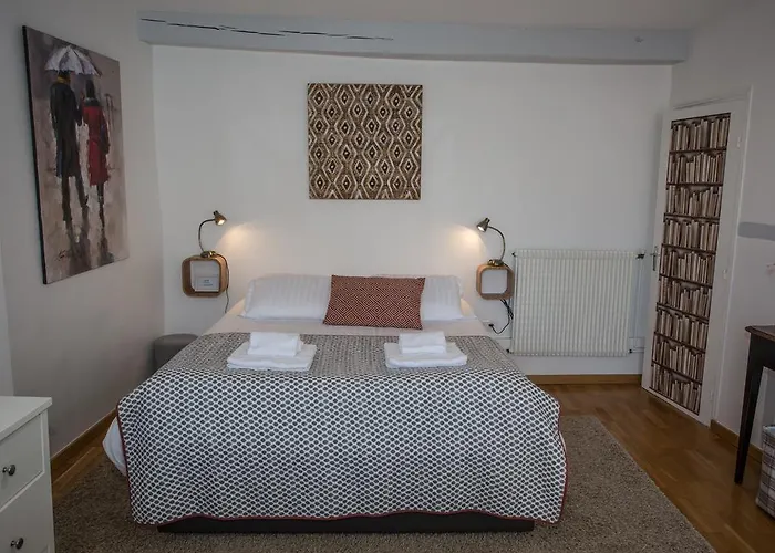 L'hallai Du Roy Le Mans