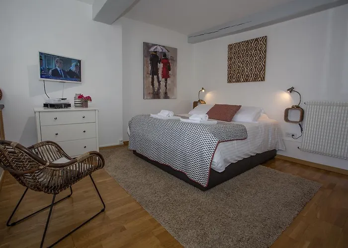 Apartment L'hallai Du Roy *